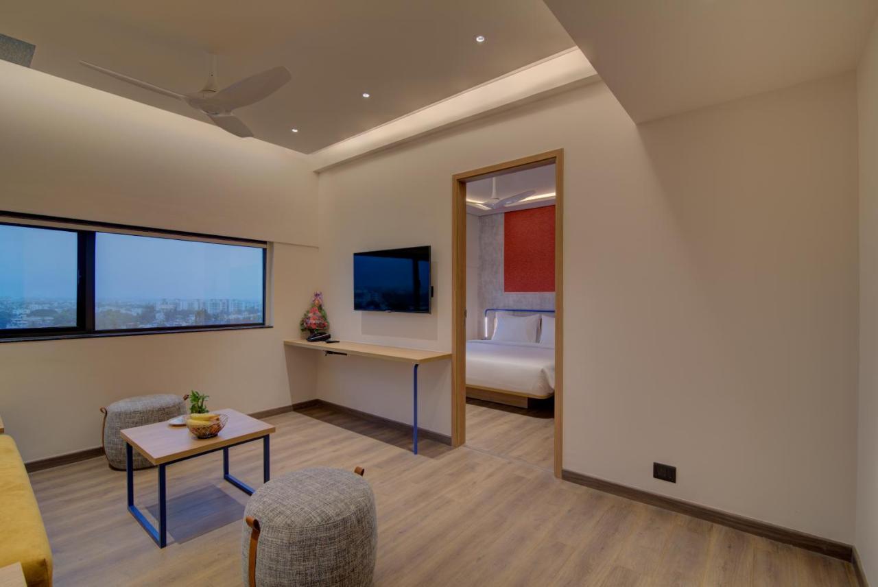 7 Apple Hotel Nashik Exterior foto